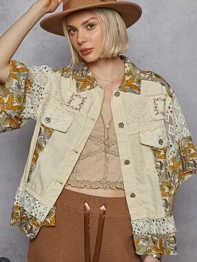 POL Floral Print Button-Up Top in Cream, Mustard & Blue